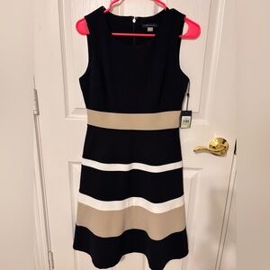 Tommy Hilfiger navy/tan/white striped dress size 4